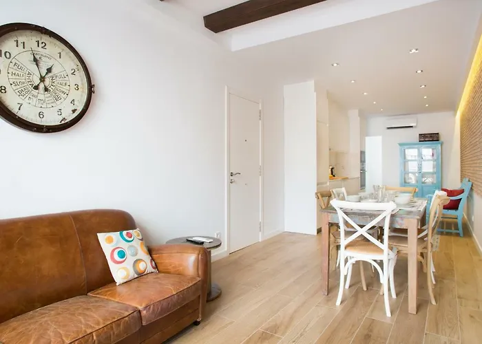 Apartment Sweet By Blausitges